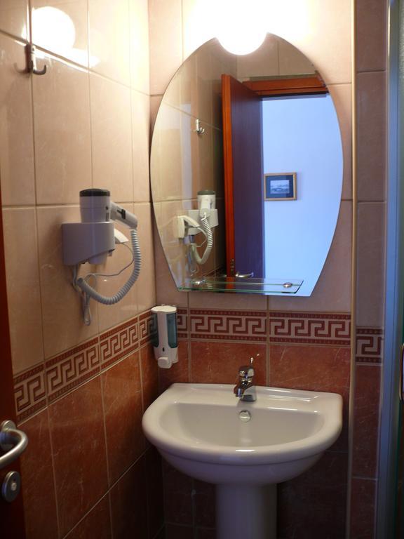 Guest House Zec Budva Ruang foto