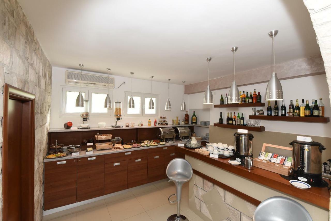 Guest House Zec Budva Bagian luar foto