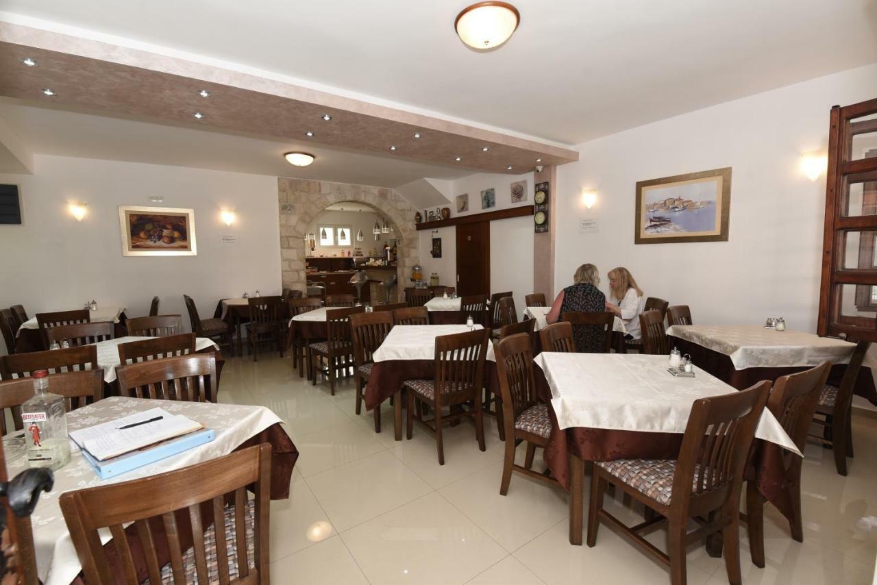 Guest House Zec Budva Bagian luar foto